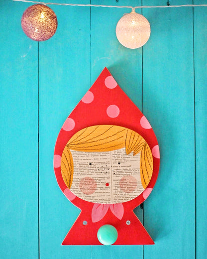 Appendiabiti "Cappuccetto Rosso"