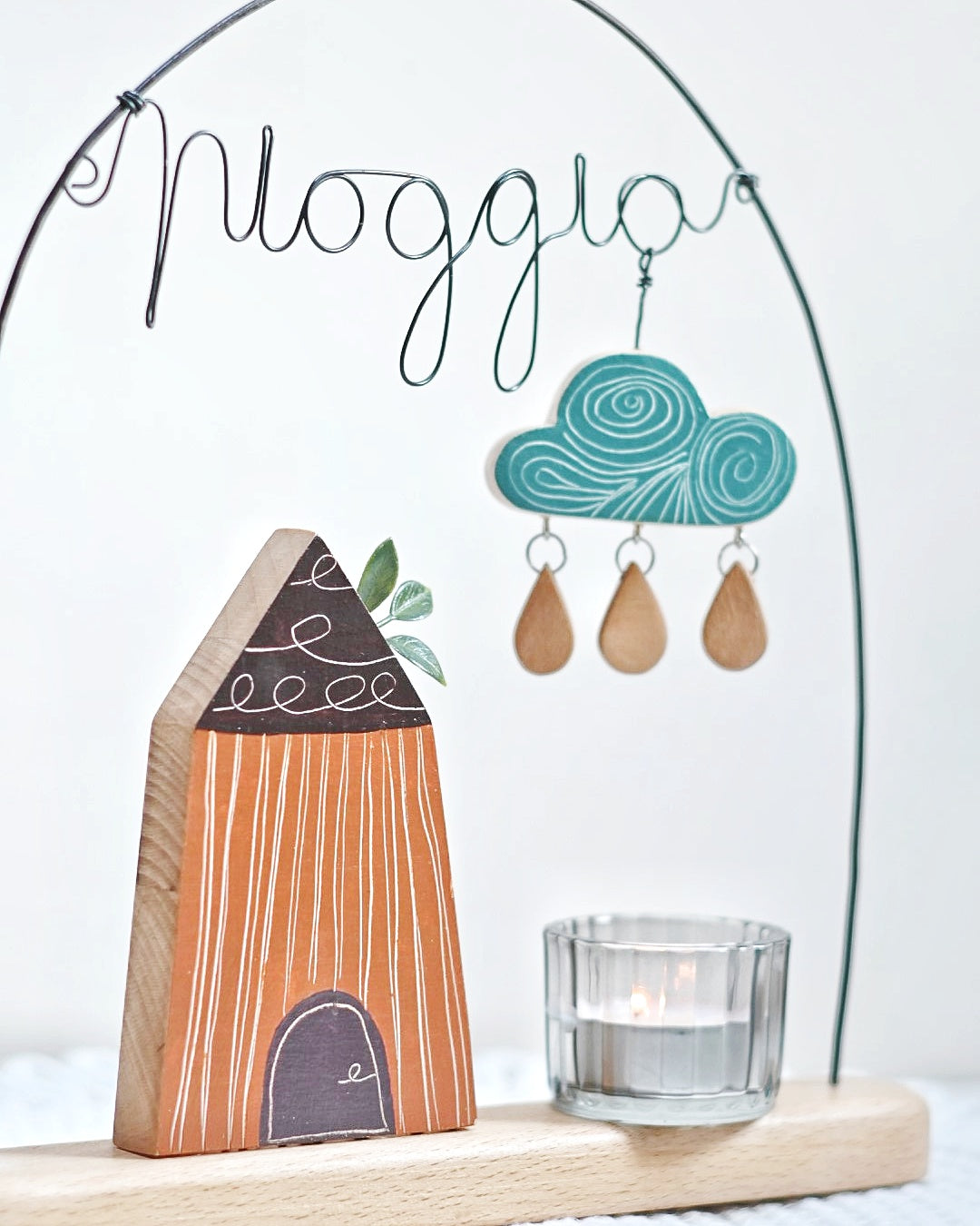 Decorazione in filo di ferro e legno "Pioggia"