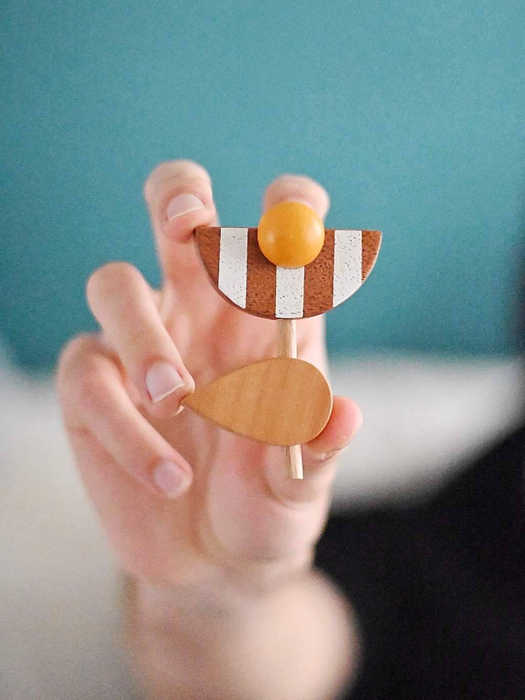 FLORY.GO- Spilla in legno dipinto- Strisce